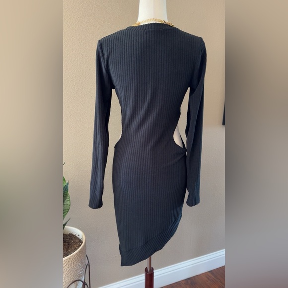 Black knit ribbed sweater dress - Picture 9 of 10